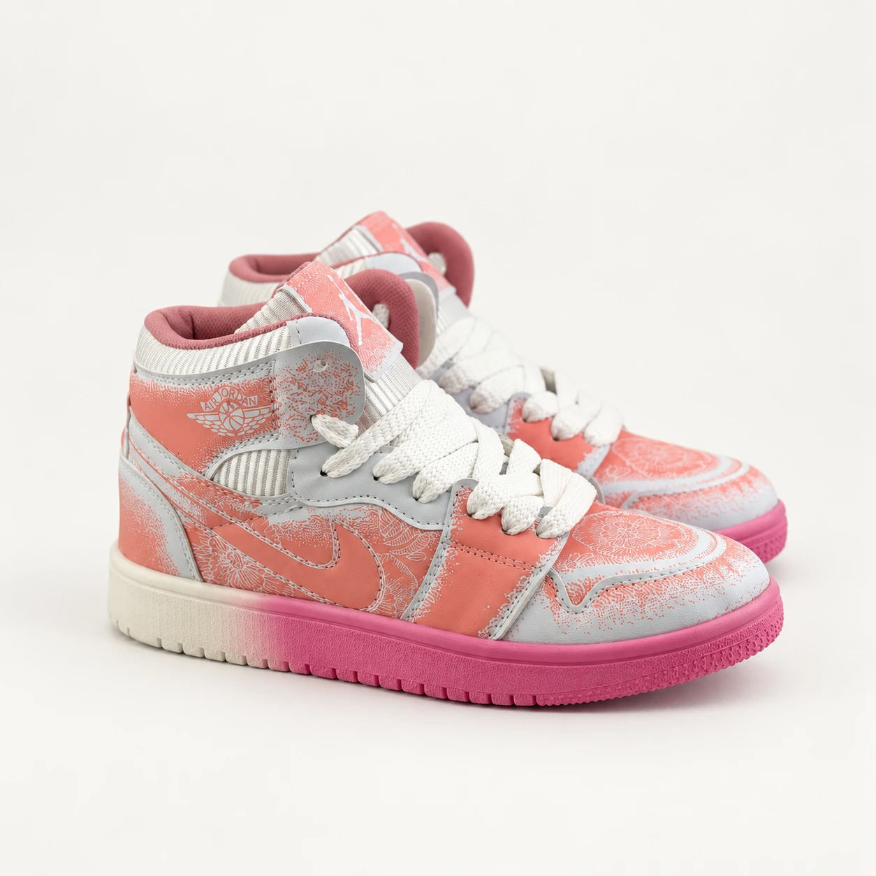 Jordan One Family women's high-top sneakers, white and pink code 210 rovanstyle view1 کتونی ساقدار جردن وان فمیلی زنانه رنگ سفید صورتی/کد210 - تصویر 1