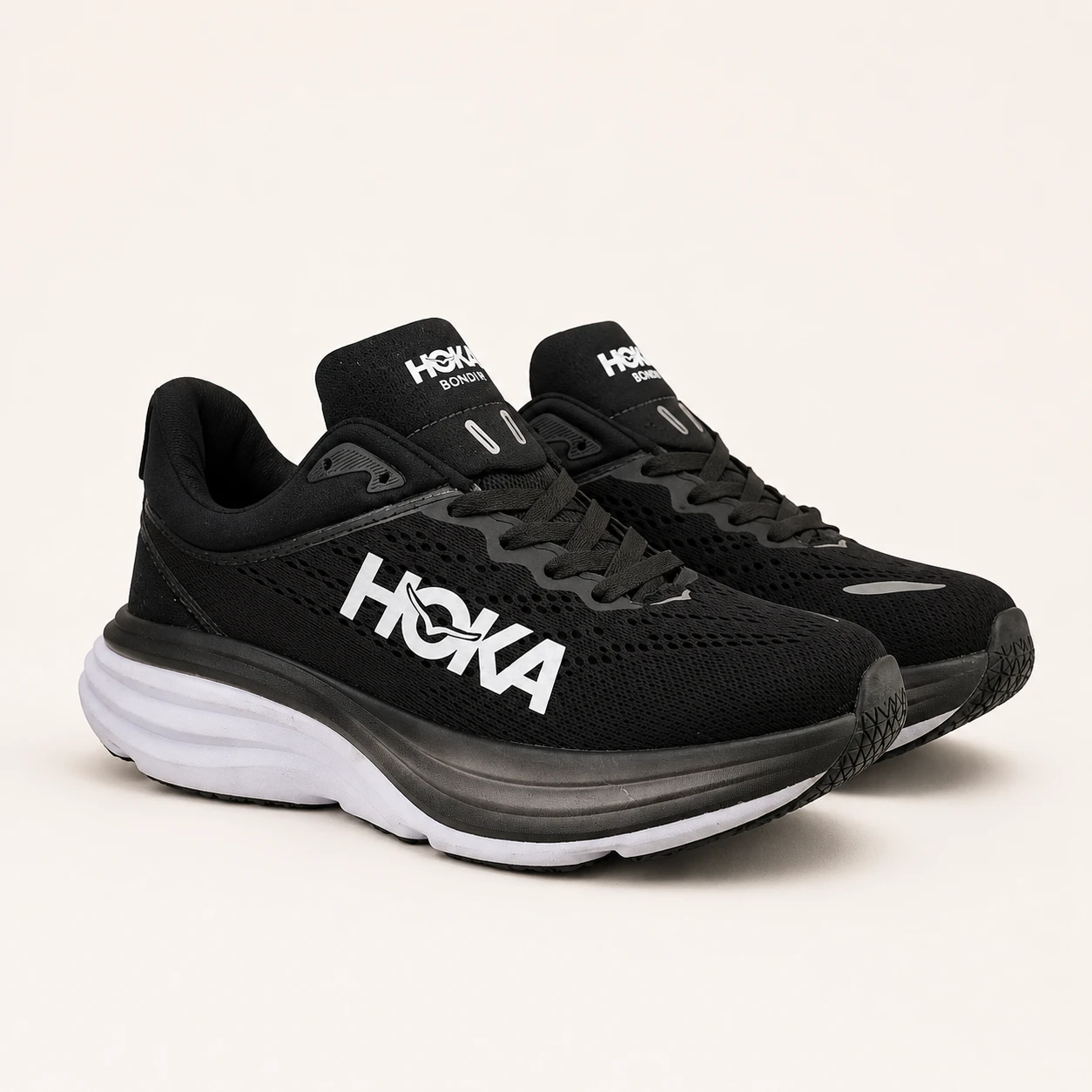Men's Hoka Bondi 8 Sneakers, Black and White Code 165rovan styleview 1 کتونی هوکا بوندی 8 مردانه رنگ مشکی سفید /کد165 - تصویر 1