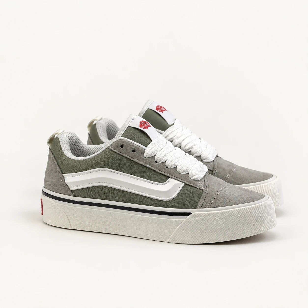 Women's Vans Old Skool Knu Skool Pro Sneakers – Teal Green Code 235 rovanstyle view 1 کتونی ونس اولد اسکول کنو پرو زنانه رنگ سبز کله غازی/کد235 - تصویر 1
